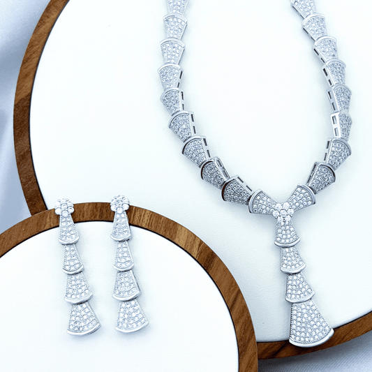Noma Set in Rhodium