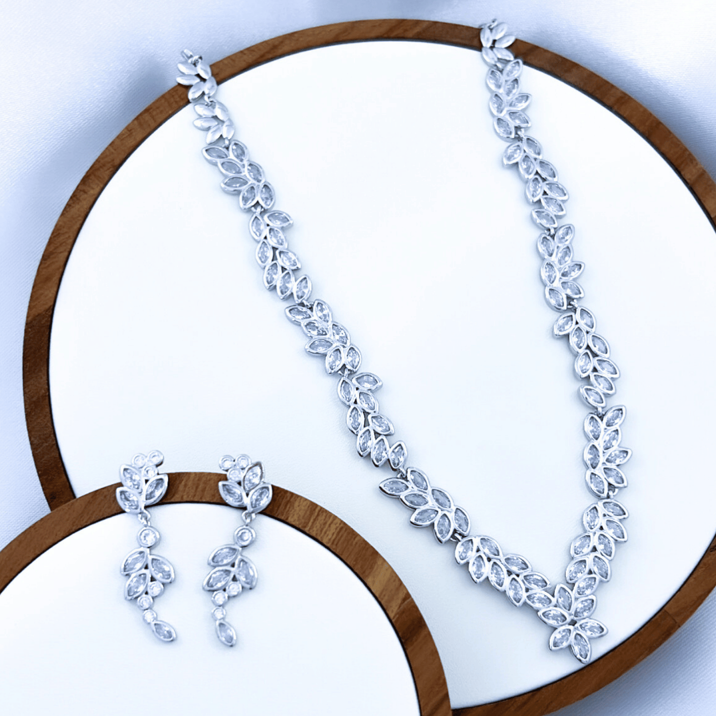 nova set in rhodium