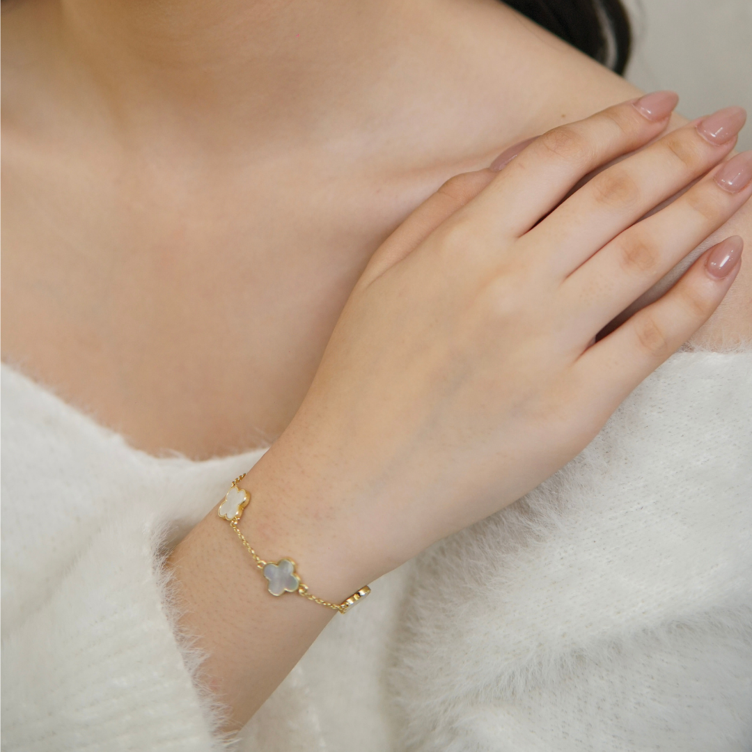 Pyra Bracelet in Gold