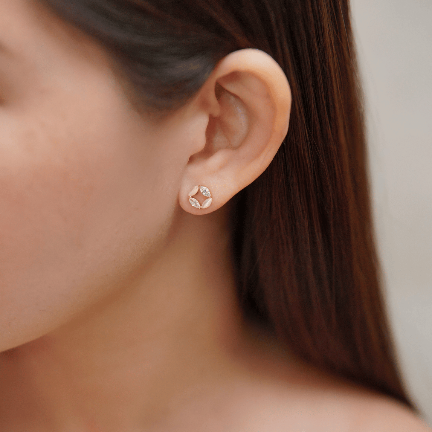 elliope, emeline, evalina, eisther, erich & erin earrings in rose gold