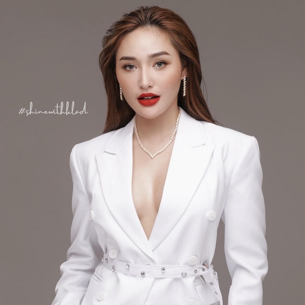 Elegance Set in Gold