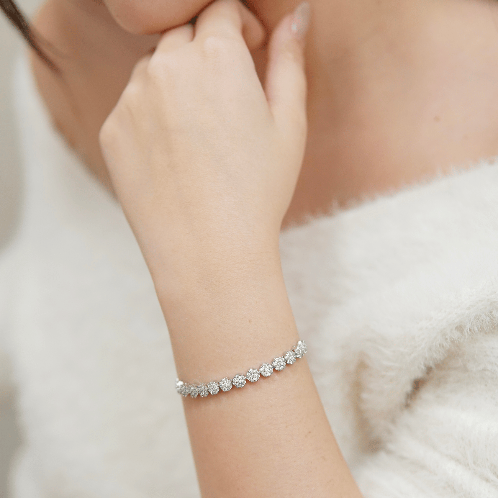 Skye Adjustable Bracelet in Rhodium