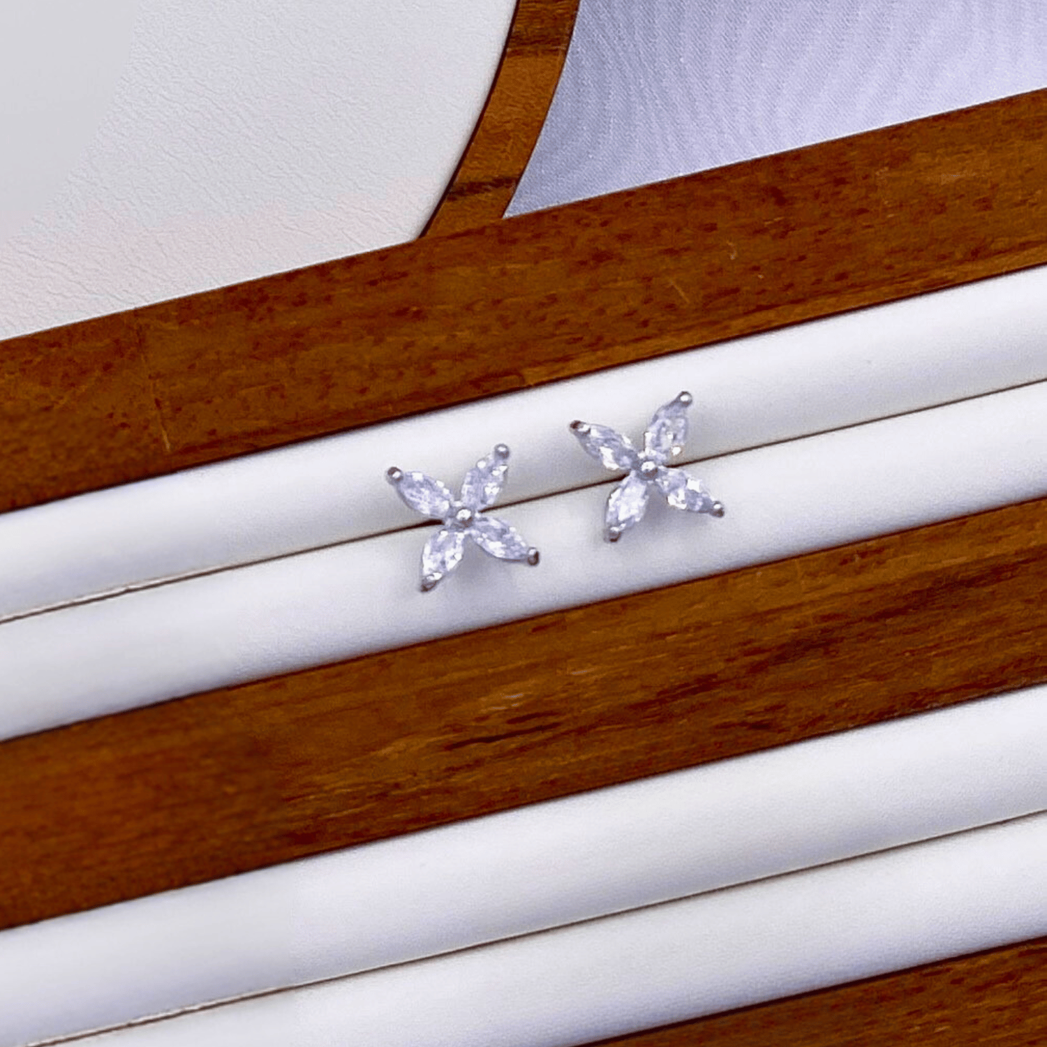 Zandria Set in Rhodium