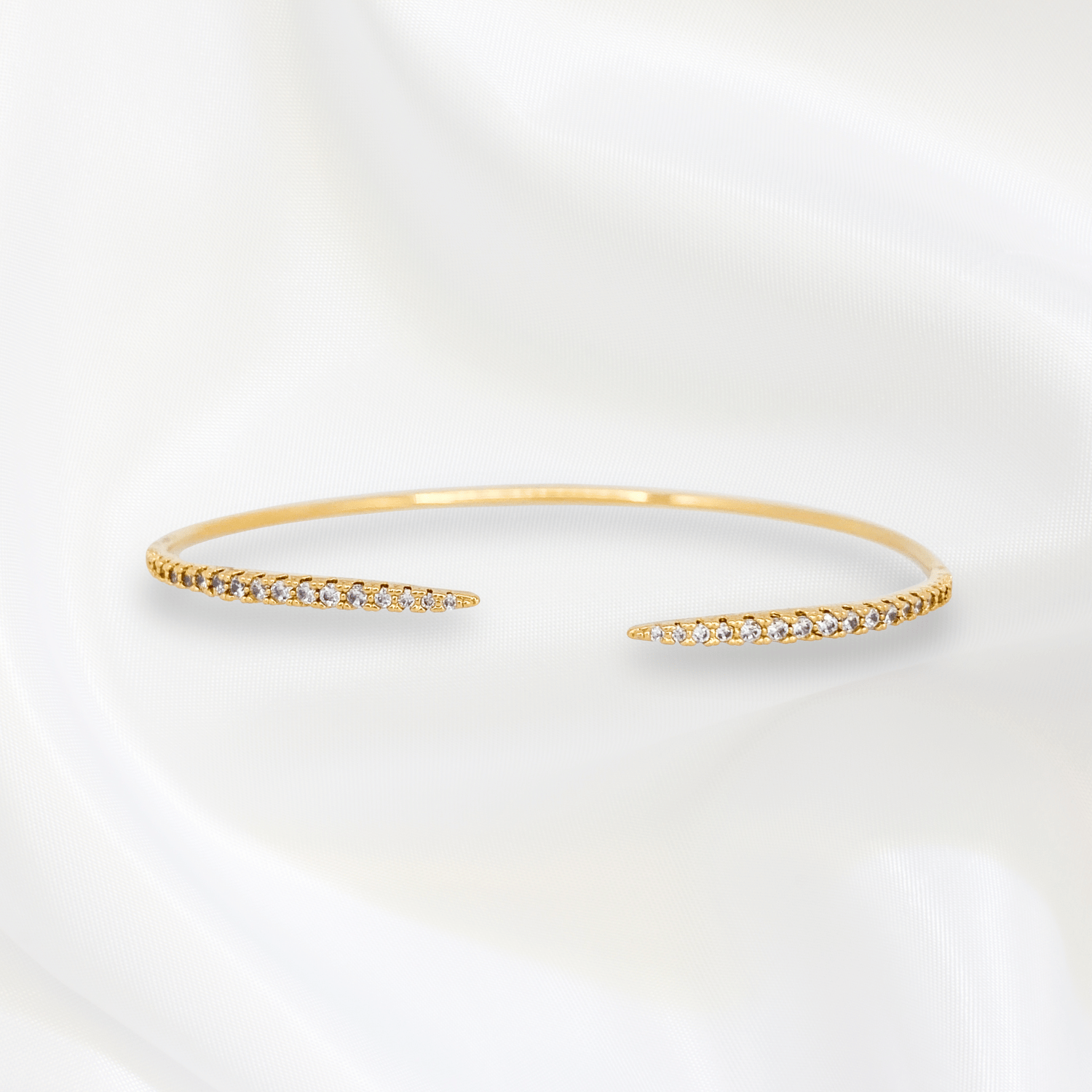 Taryn Thin Bangles in Gold