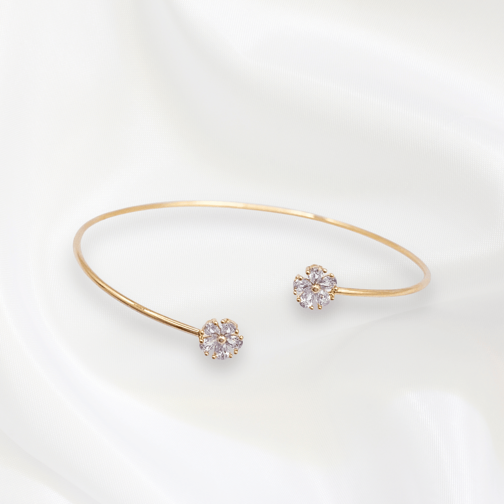 Telyn Thin Bangles in Gold