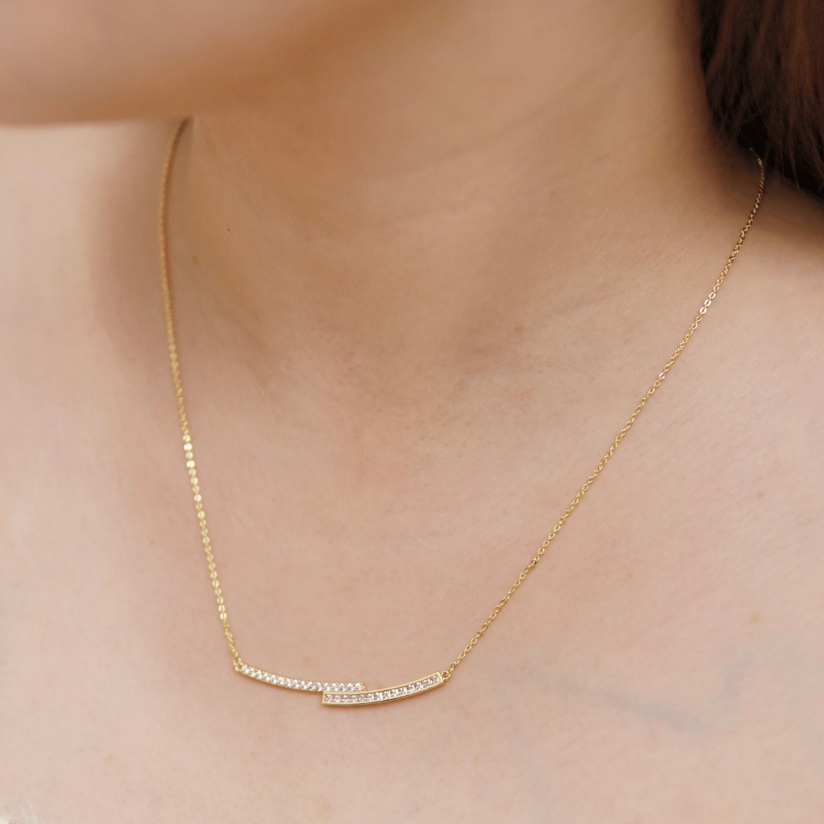 Vaz Necklace in Gold