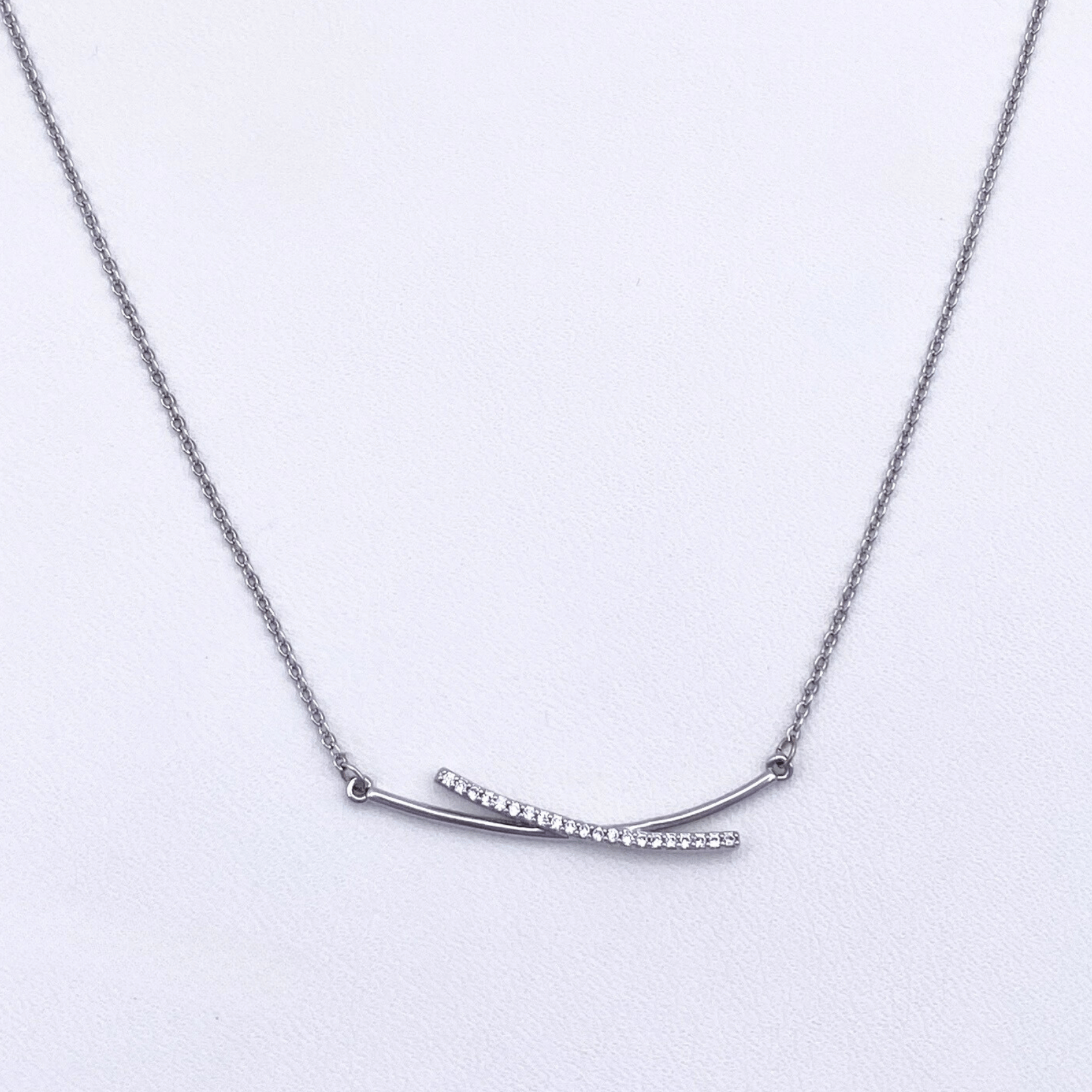 Veeka Necklace in Rhodium