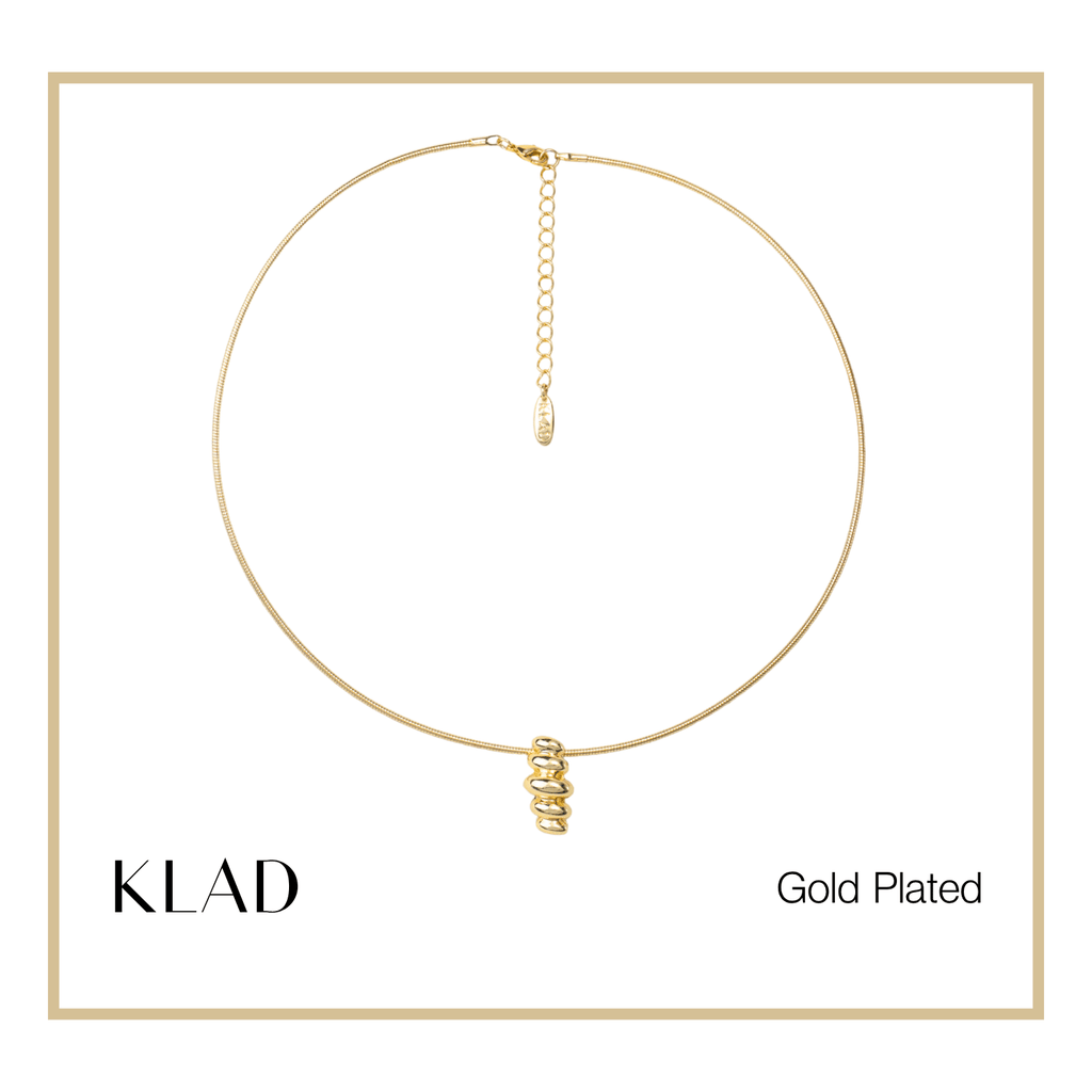 Vera Necklace in Gold