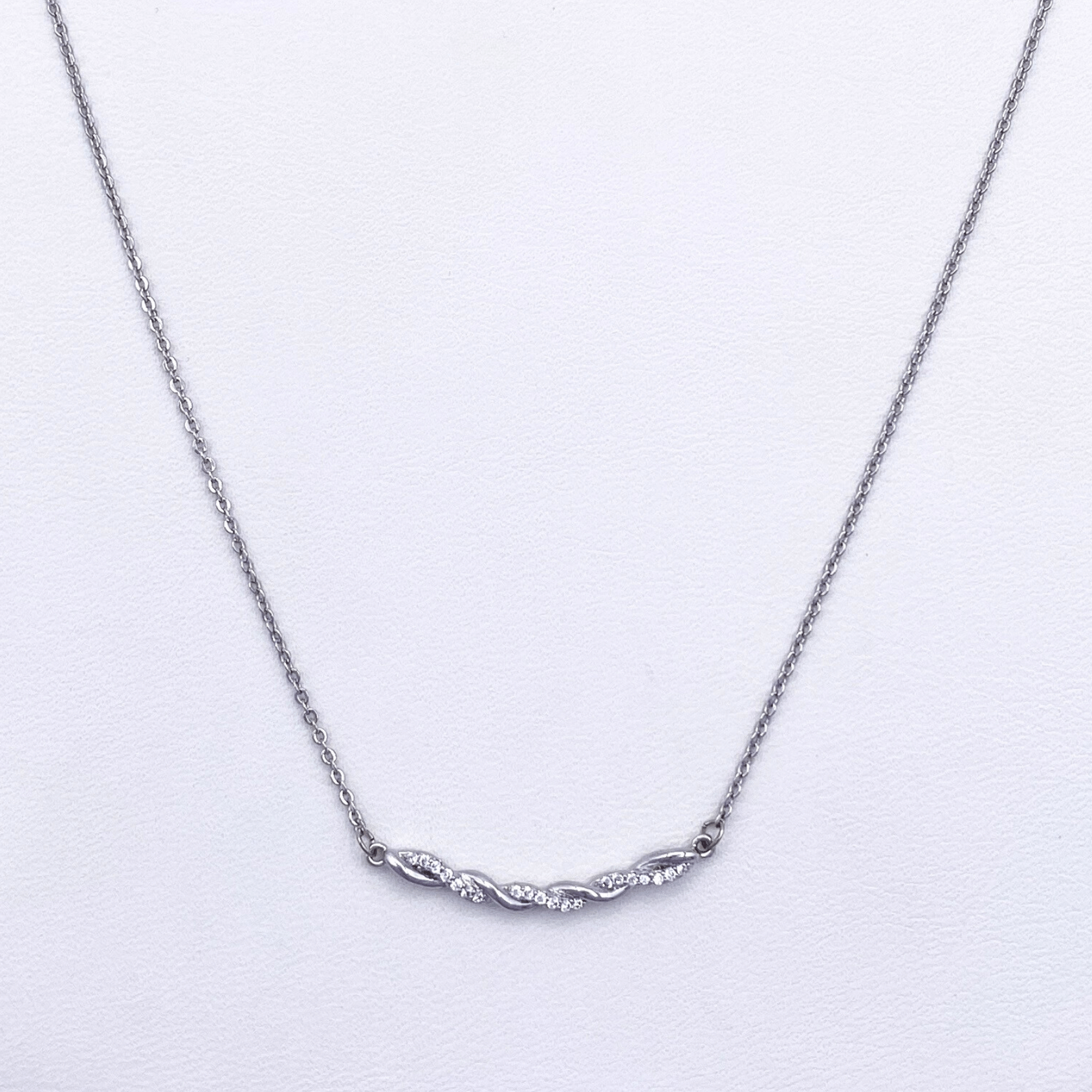 Olyra Necklace in Rhodium