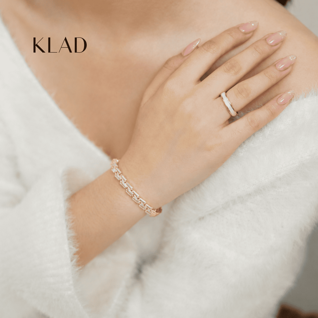 Vio Ring in Gold