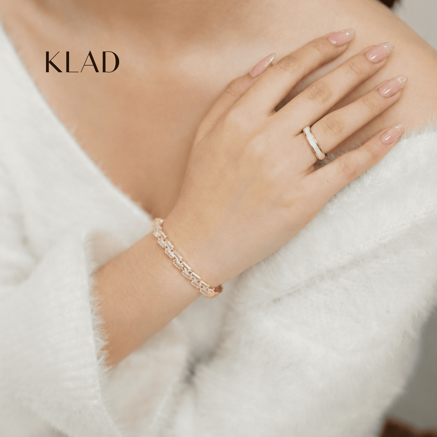 Vio Ring in Gold