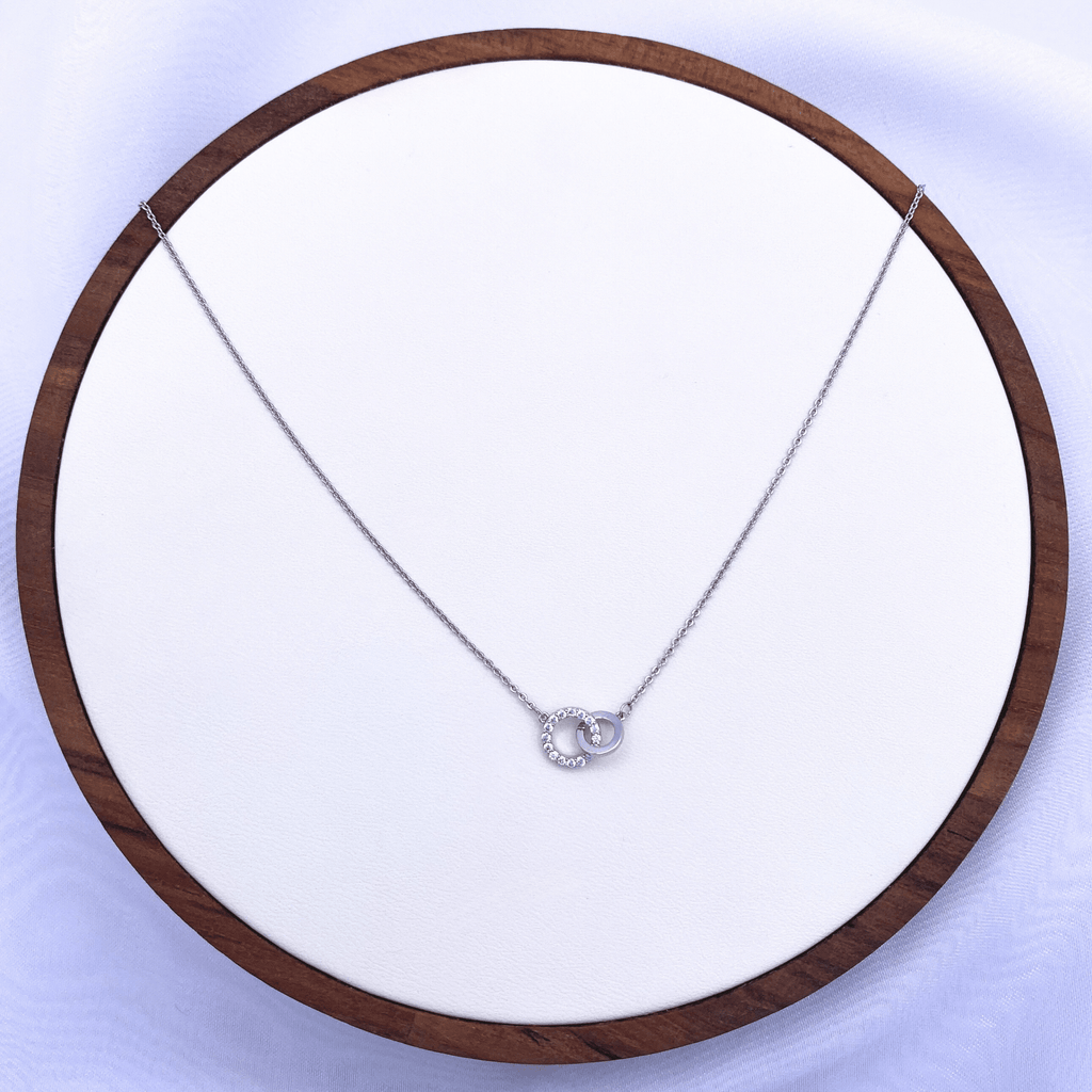 Vynie Necklace in Rhodium