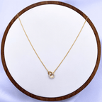 Vynie Necklace in Gold