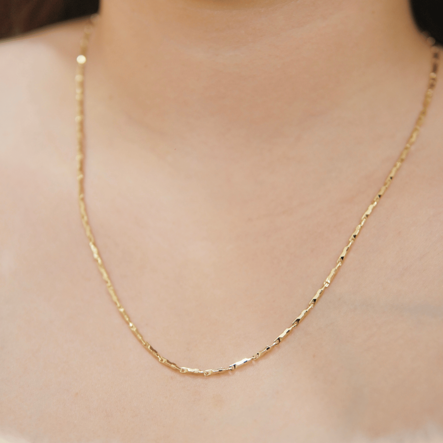 Xennah Necklace in Gold