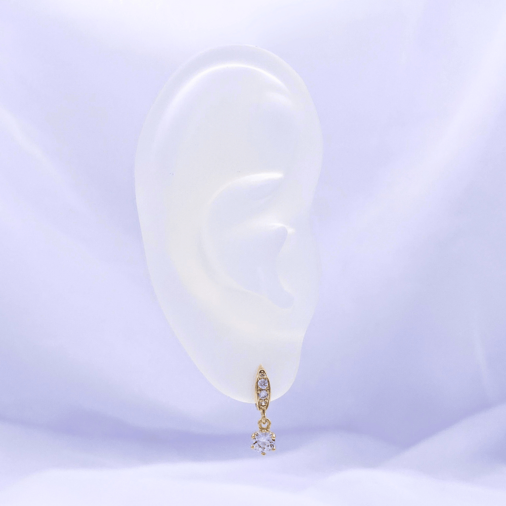 Xyra Hoop Earrings in Gold