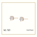 Zabelle Stud Earrings in Gold