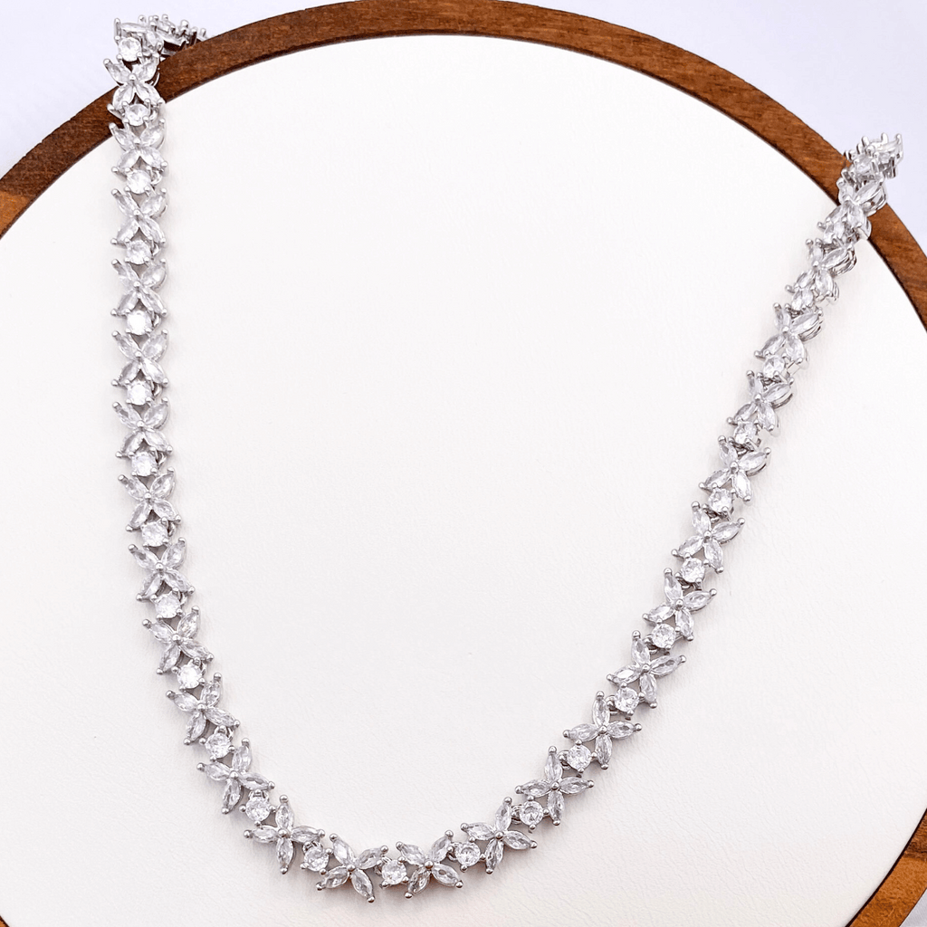 Zandria Set in Rhodium