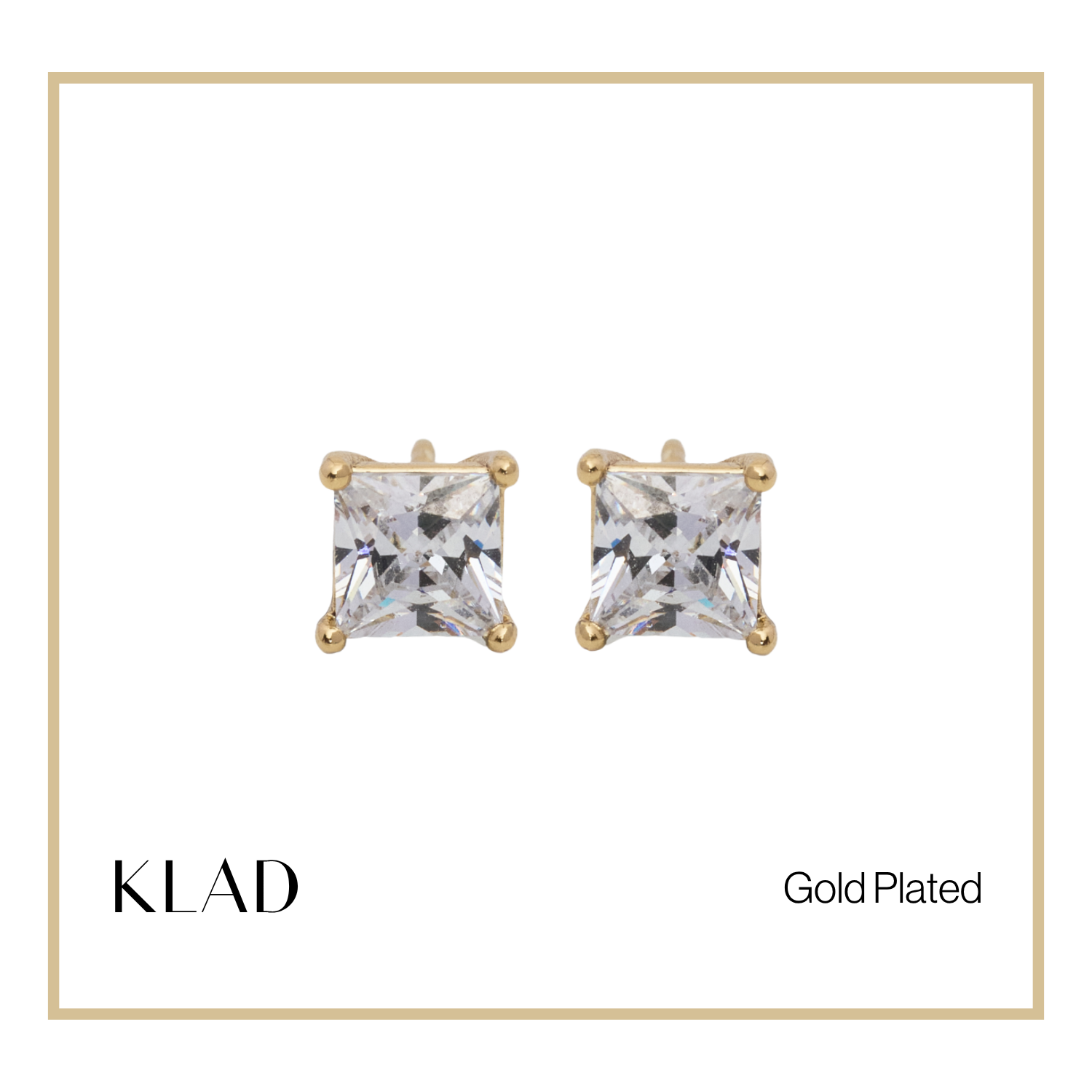 Zoe Stud Earrings in Gold