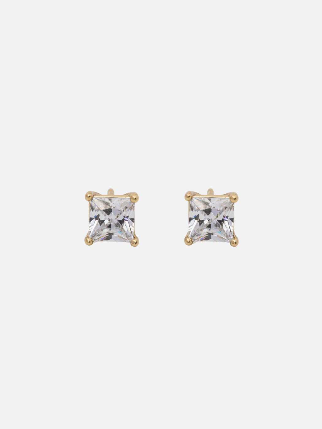 zoe stud earrings in gold