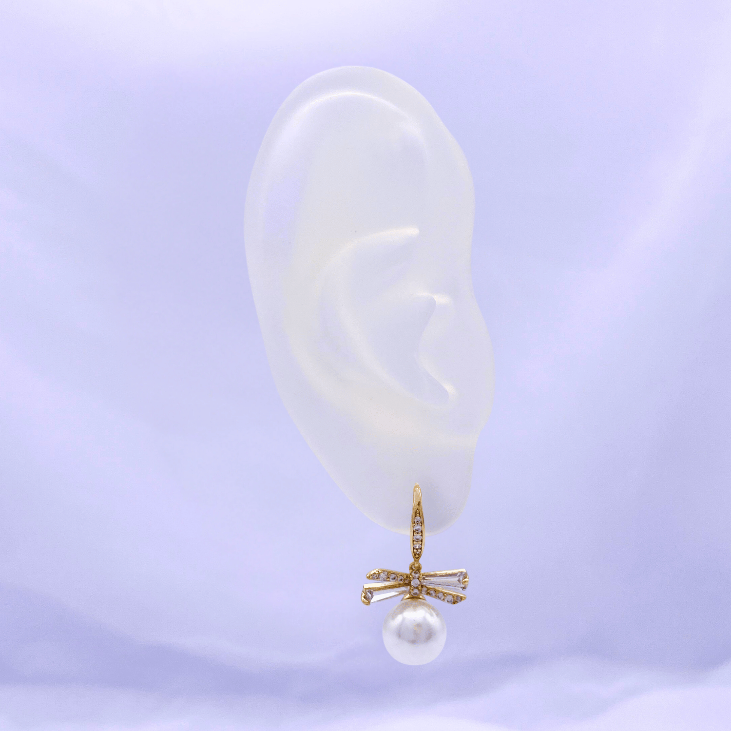 Xynia Drop Earrings in Gold